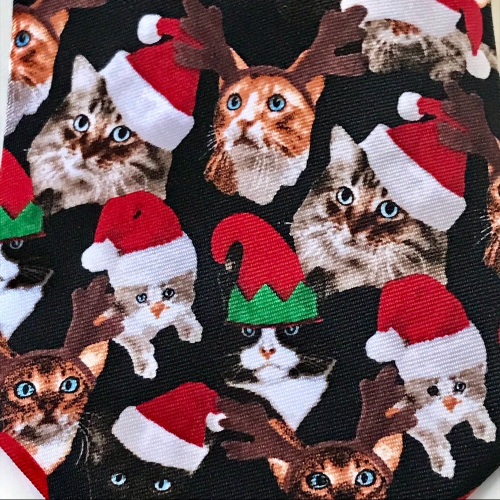 Knotty & Nice Christmas Tie - Picture 3 of 6
